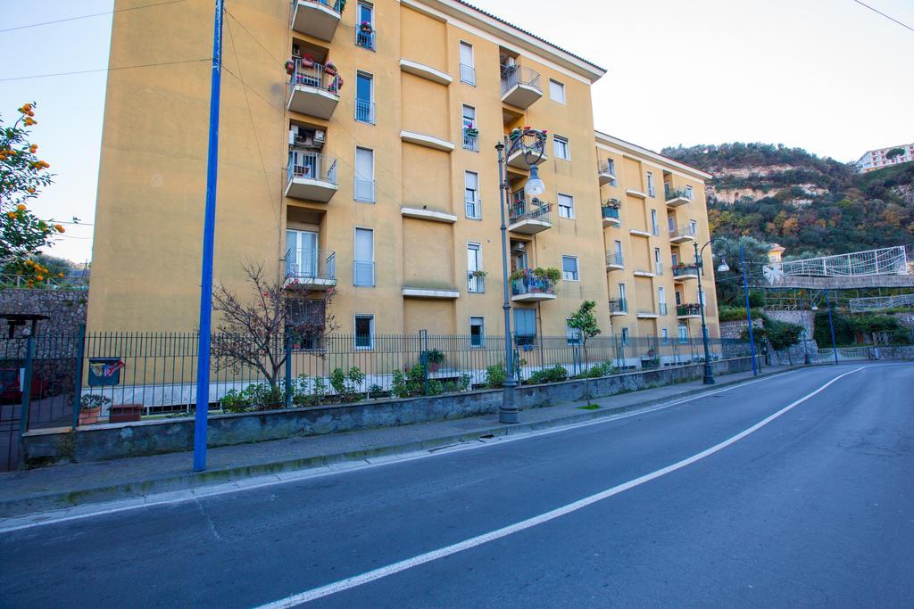 B&B Degli Aranci Sorrento Bagian luar foto