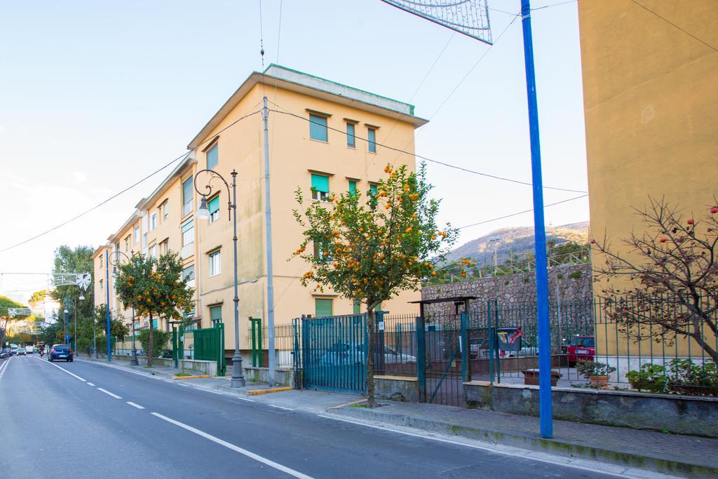 B&B Degli Aranci Sorrento Bagian luar foto
